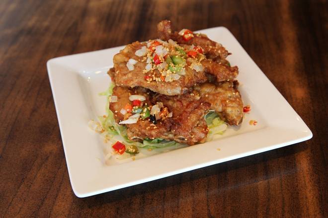 Deep Fried Pork Chops with Salty and Pepper 椒鹽豬扒